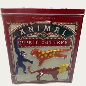Vintage Williams Sonoma Set of 10 Animal Cookie Cutters.  good condition used